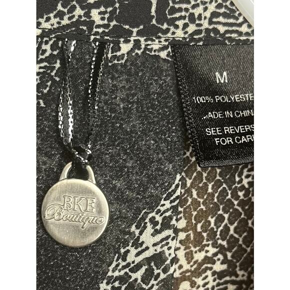 BKE Boutique Black and White Sheer Blouse with Silver Studs Size Medium - Picture 2 of 5